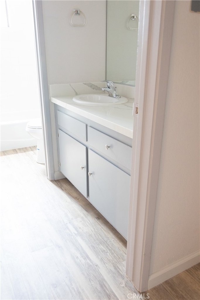 1239 E Foothill Boulevard - Photo 39