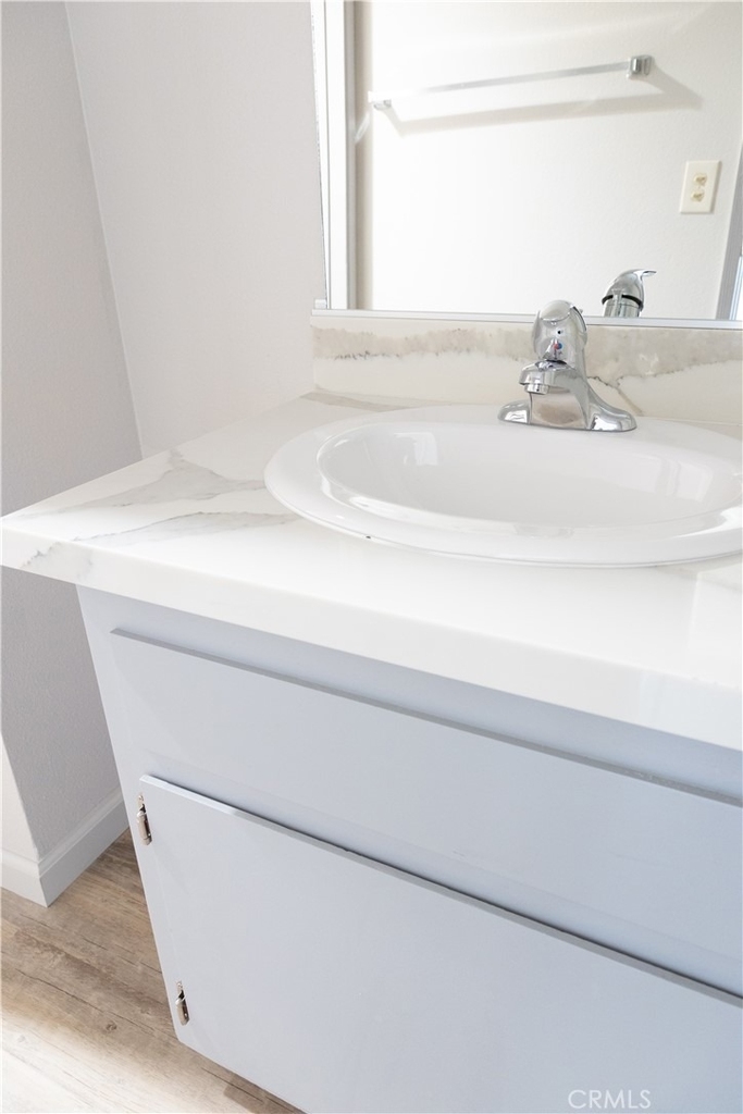 1239 E Foothill Boulevard - Photo 13