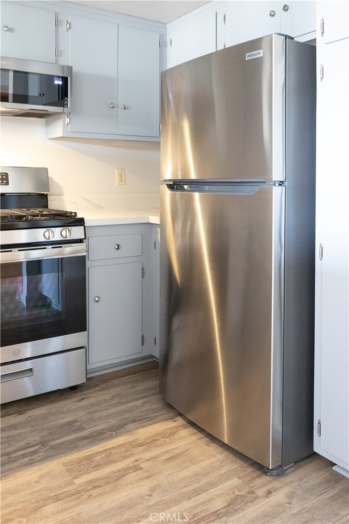1239 E Foothill Boulevard - Photo 25