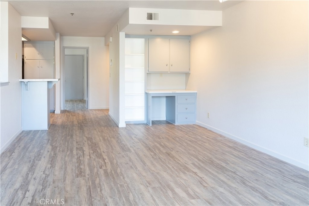 1239 E Foothill Boulevard - Photo 21