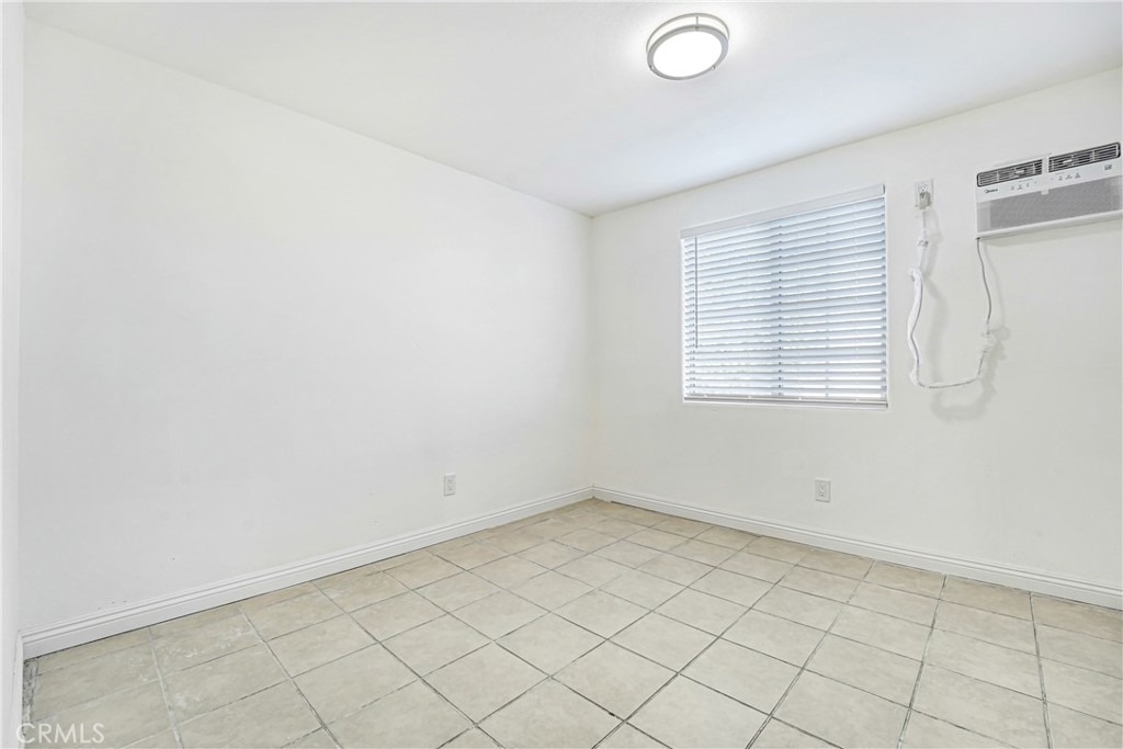 400 W 109th Street W - Photo 4