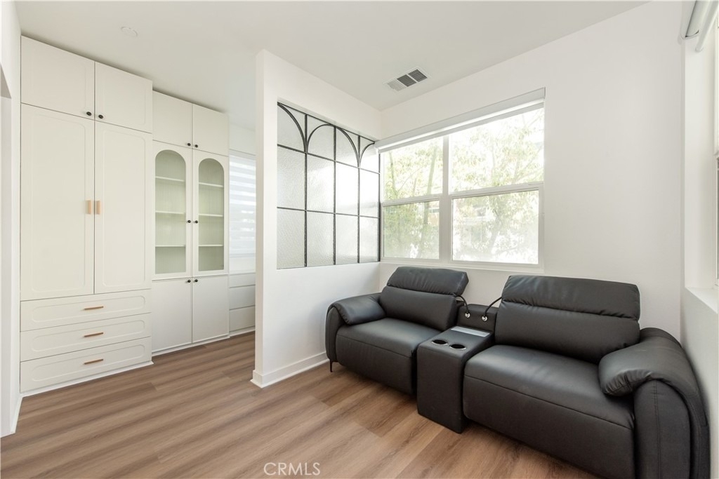 2208 Synergy - Photo 2