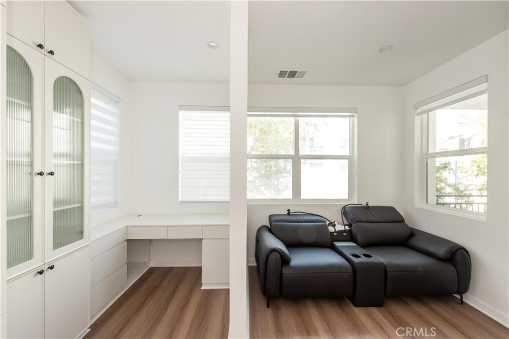 2208 Synergy - Photo 3