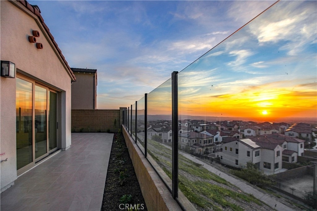 137 Oakstone - Photo 3