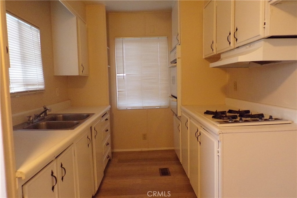 12710 3rd Street - Photo 10