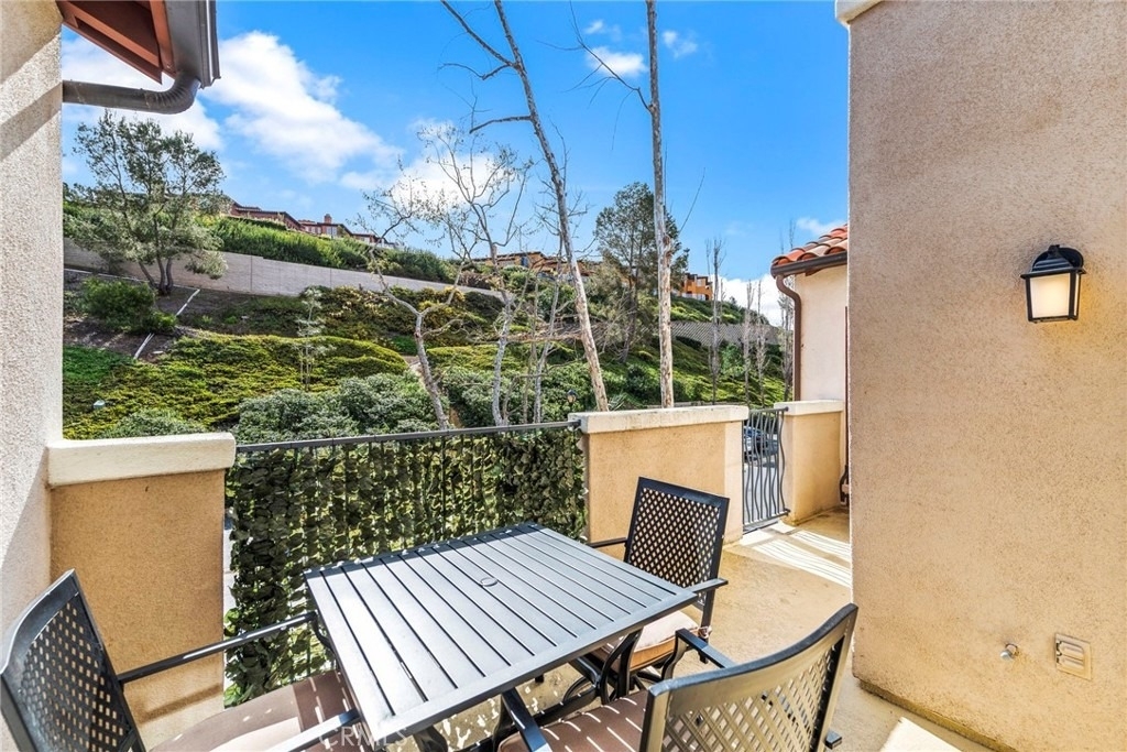 1 Tivoli Court - Photo 15