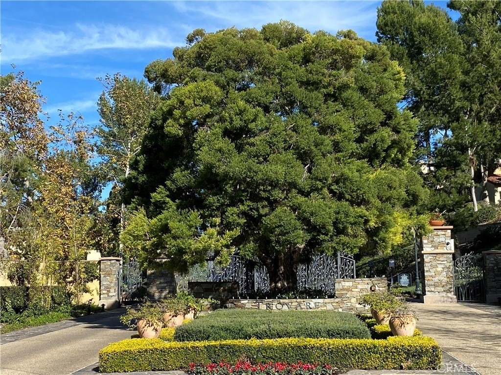 1 Tivoli Court - Photo 1