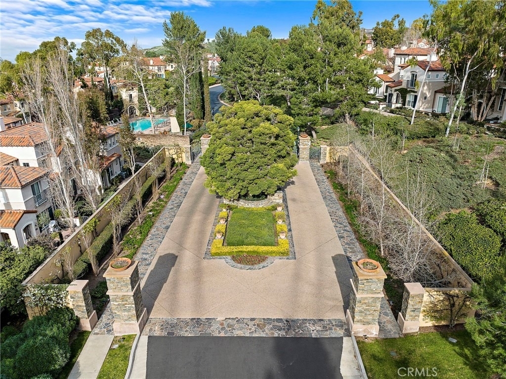 1 Tivoli Court - Photo 29