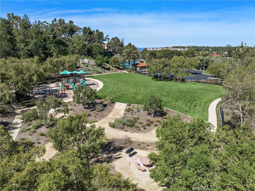 1 Tivoli Court - Photo 32