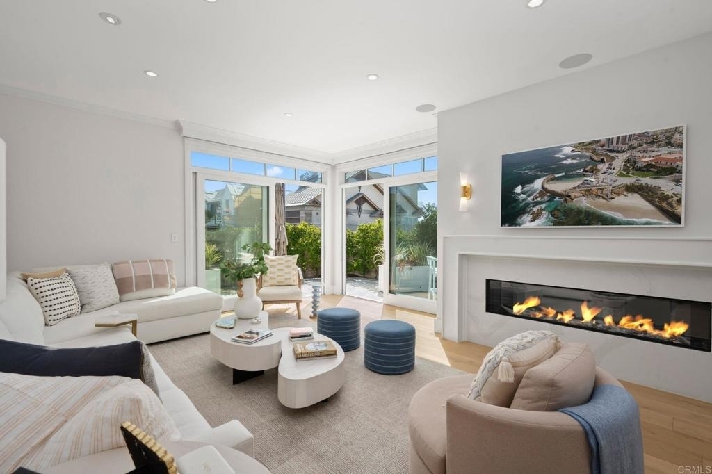 2211 Ocean Front - Photo 2
