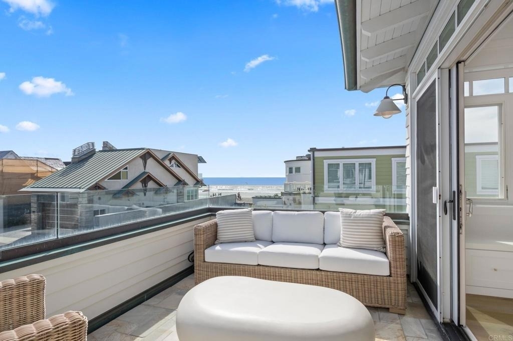 2211 Ocean Front - Photo 6