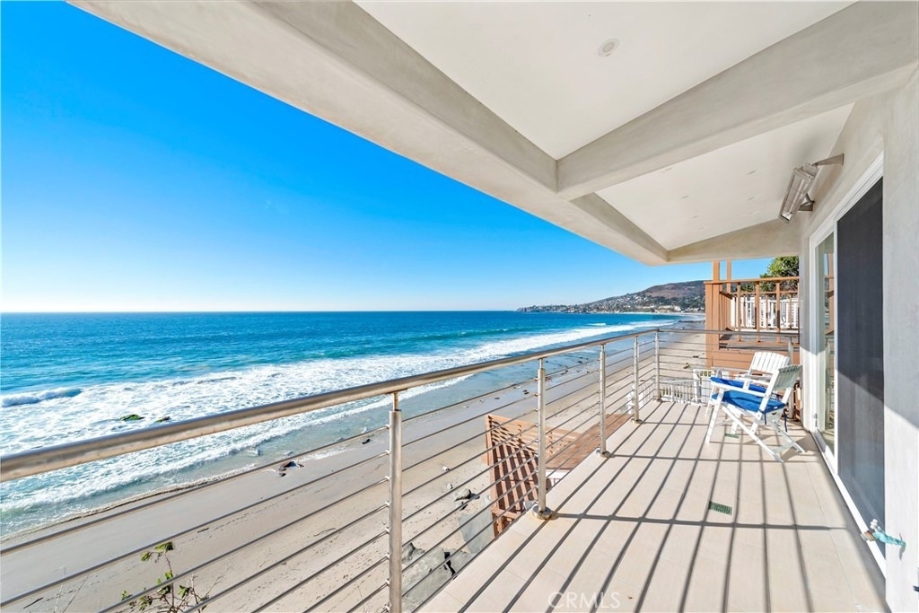 1051 A Gaviota Drive - Photo 0