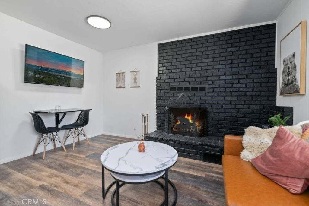 560 Edgemoor - Photo 4