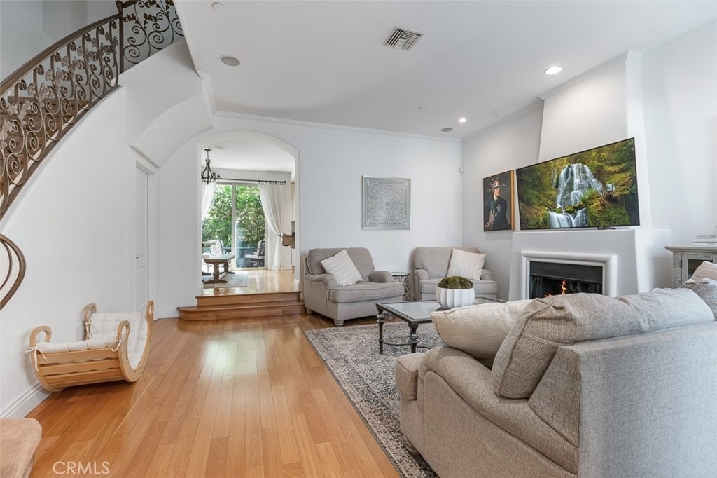 2753 Piedmont Avenue - Photo 3