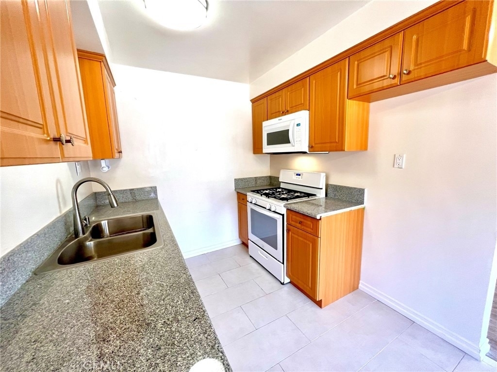 2306 Mira Vista Avenue - Photo 5