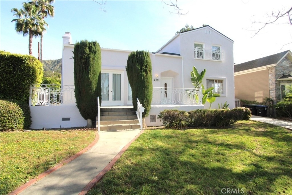 2035 Rangeview - Photo 0