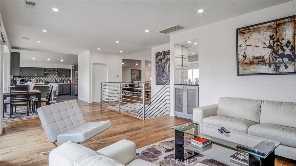 4124 Barrett - Photo 4