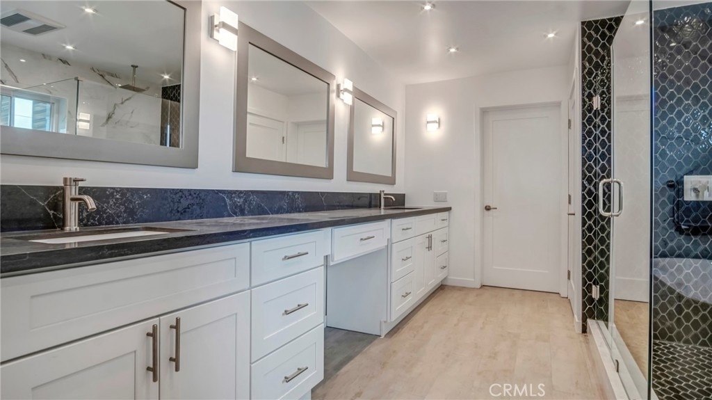 4124 Barrett - Photo 31