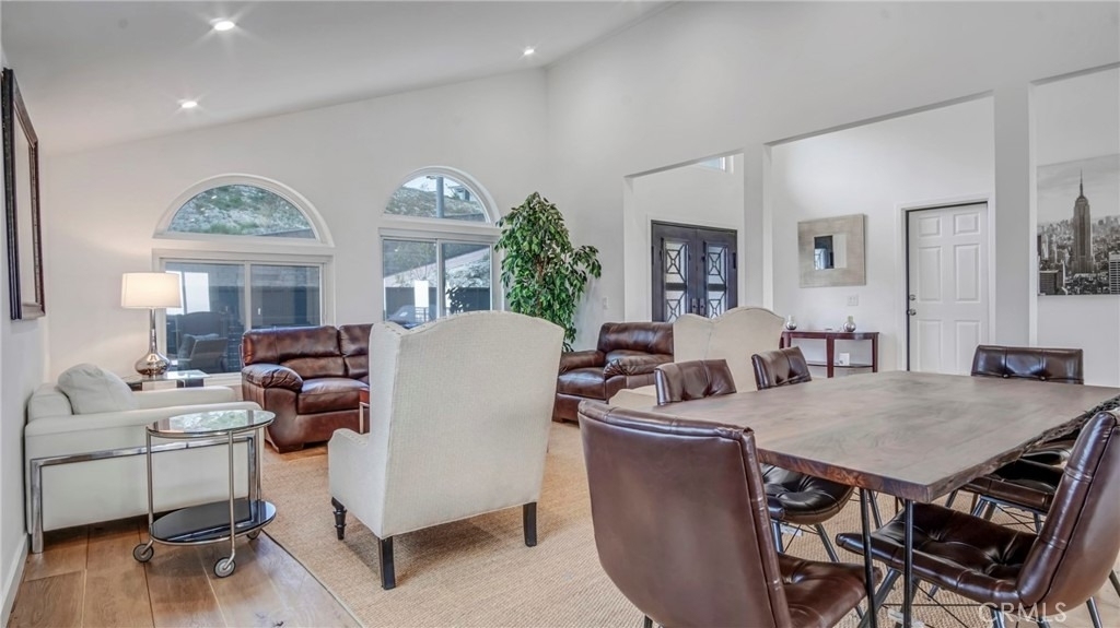 4124 Barrett - Photo 3