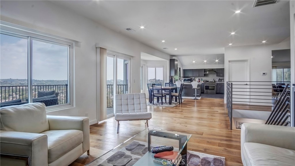 4124 Barrett - Photo 9