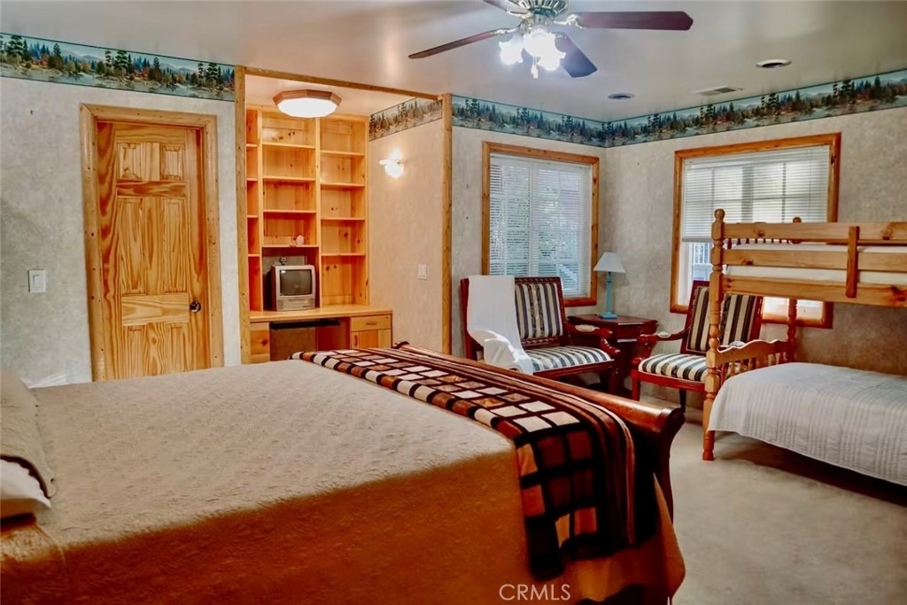 336 W Sherwood - Photo 1