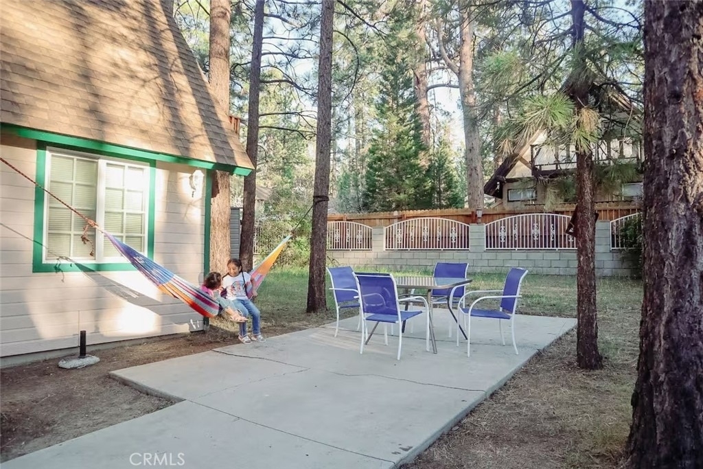 336 W Sherwood - Photo 11