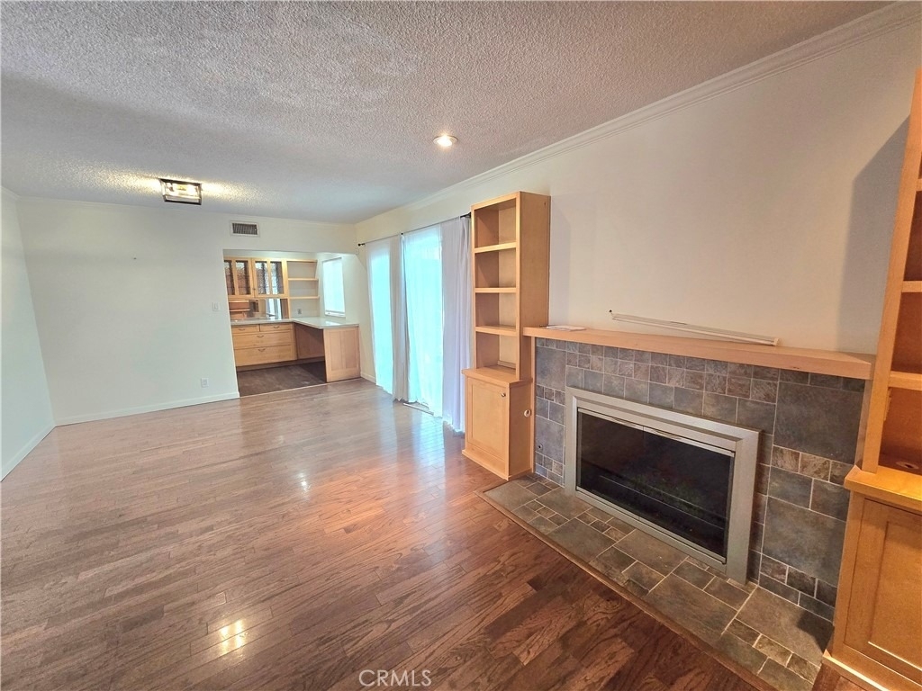 896 Altura Way - Photo 4