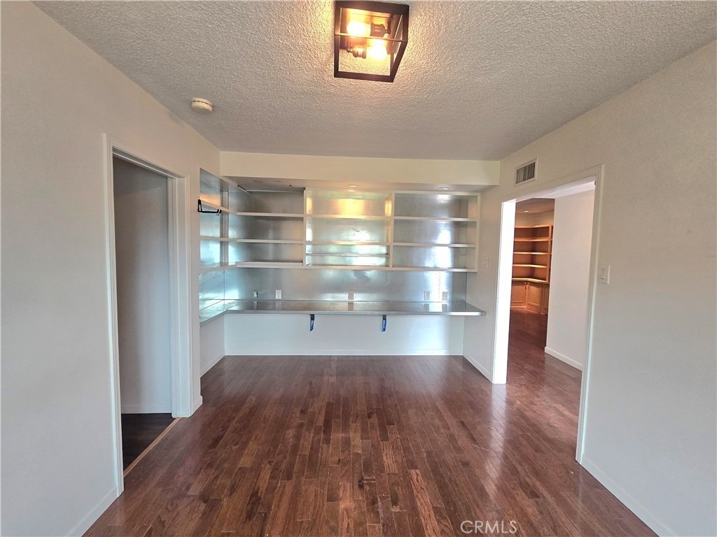 896 Altura Way - Photo 2