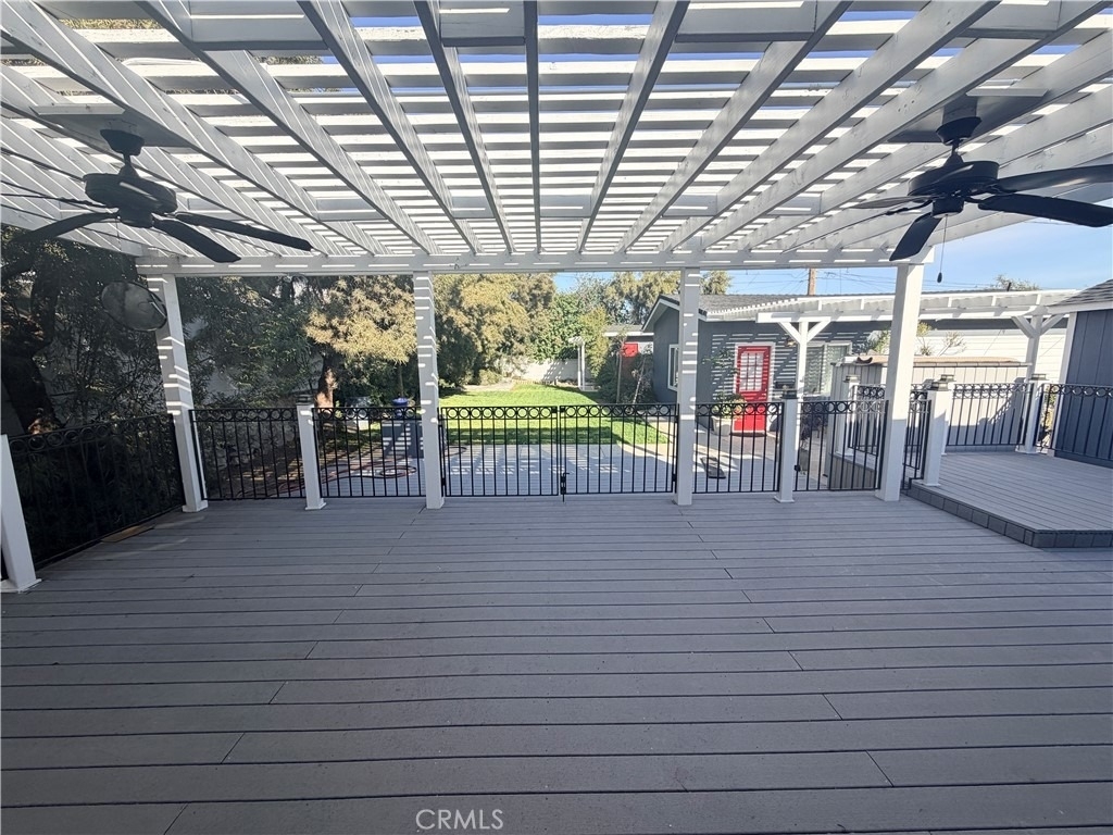 896 Altura Way - Photo 11