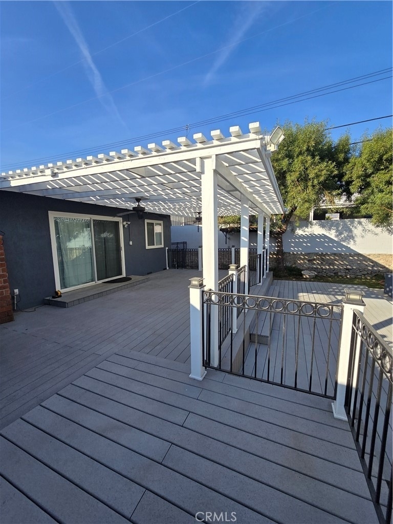 896 Altura Way - Photo 14