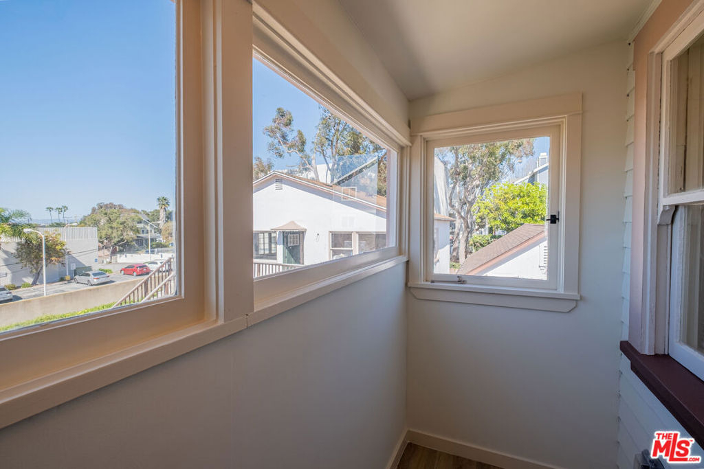 216 N Catalina - Photo 26