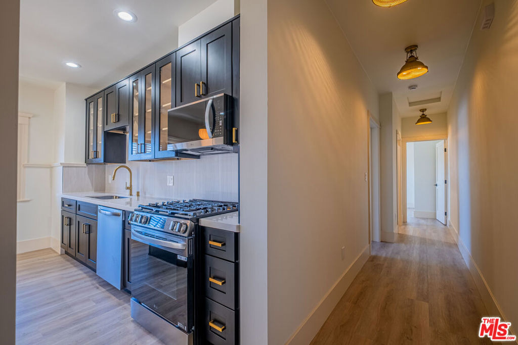 216 N Catalina - Photo 2