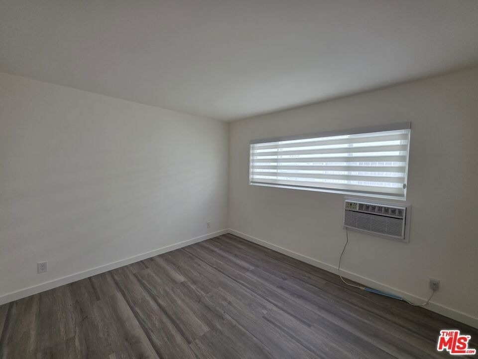1433 Brockton Avenue - Photo 26