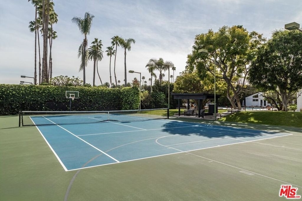 624 N Beverly Drive - Photo 39