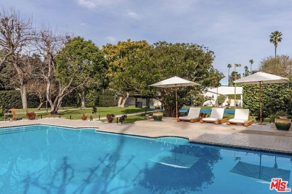 624 N Beverly Drive - Photo 35