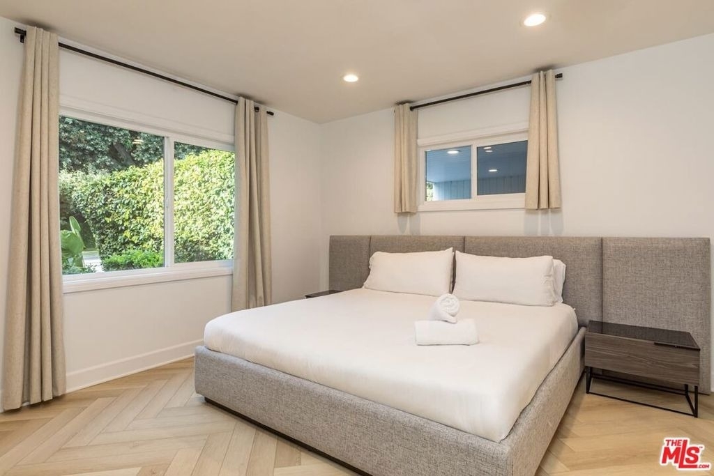 624 N Beverly Drive - Photo 29