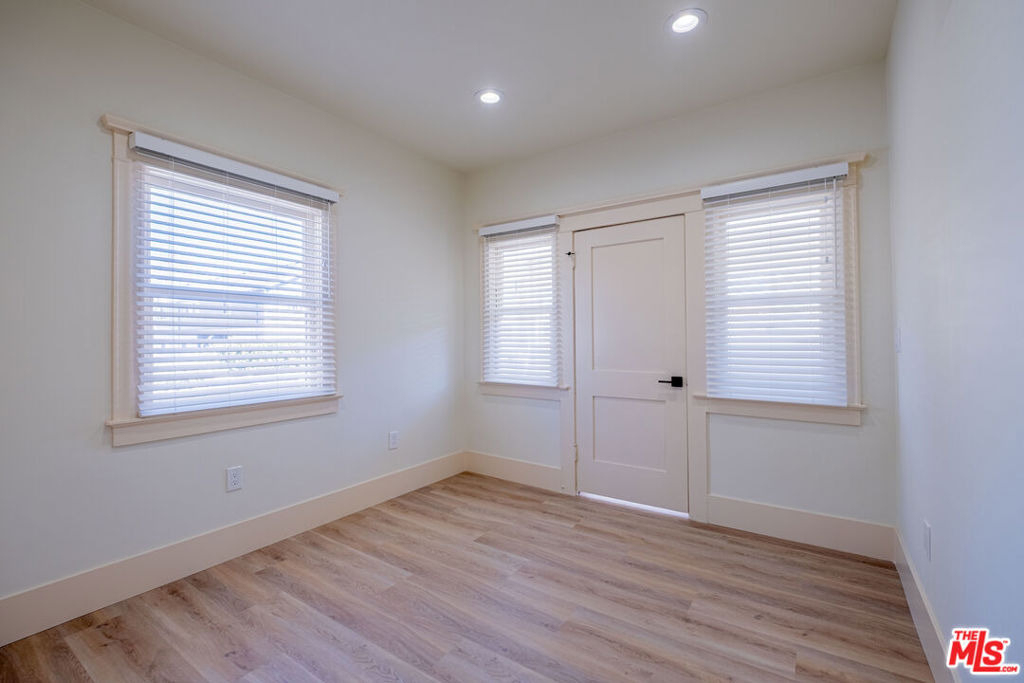 216 N Catalina - Photo 20