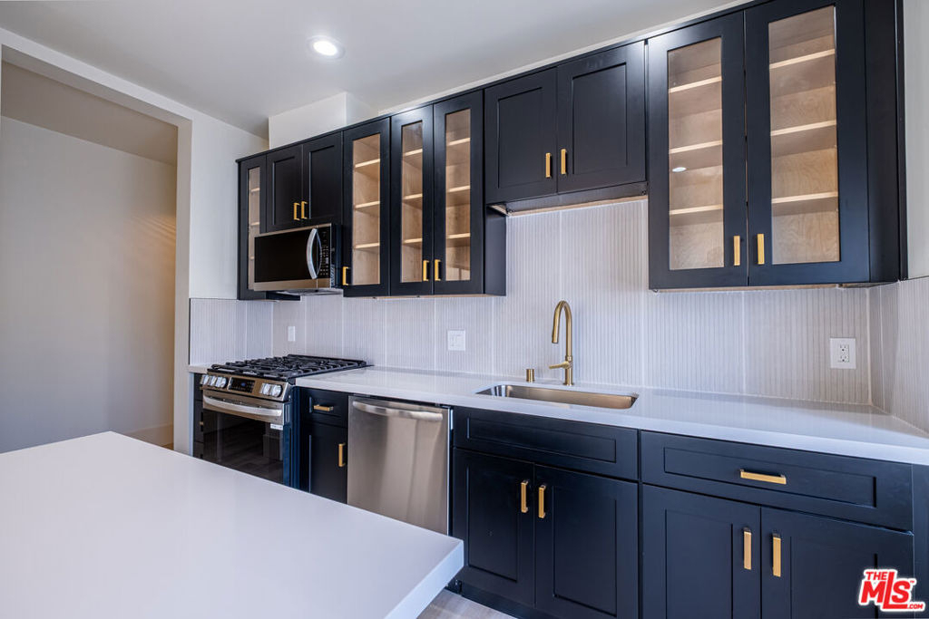 216 N Catalina - Photo 6