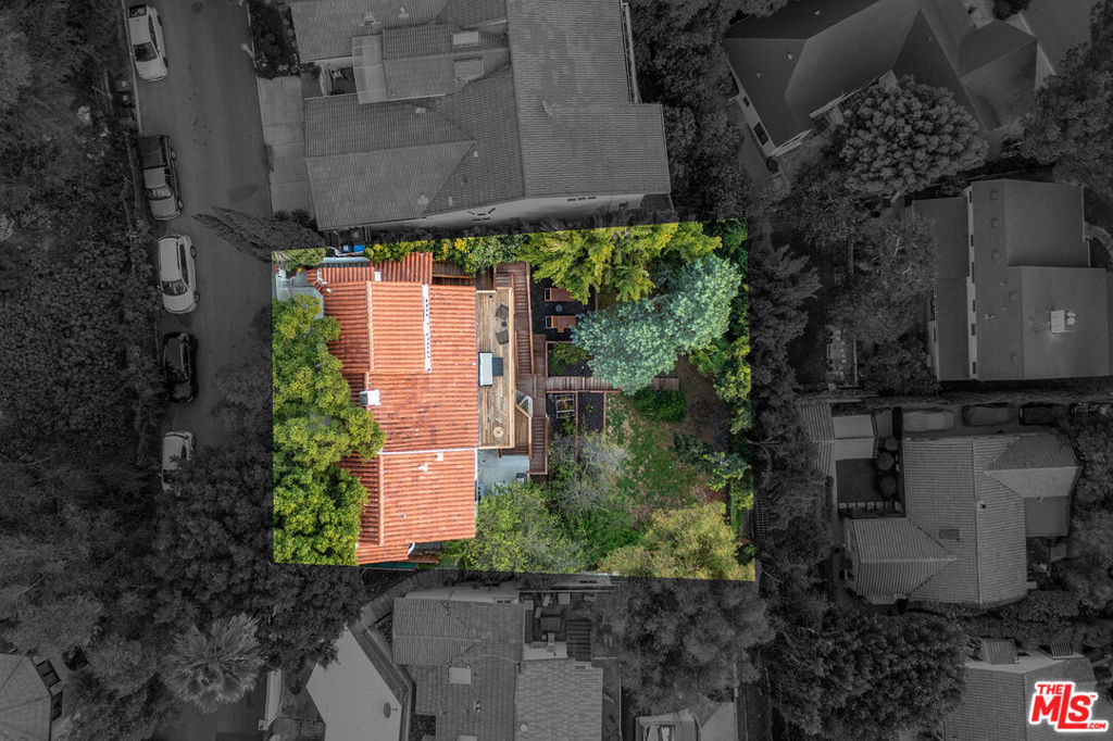 3323 N Knoll Drive - Photo 49
