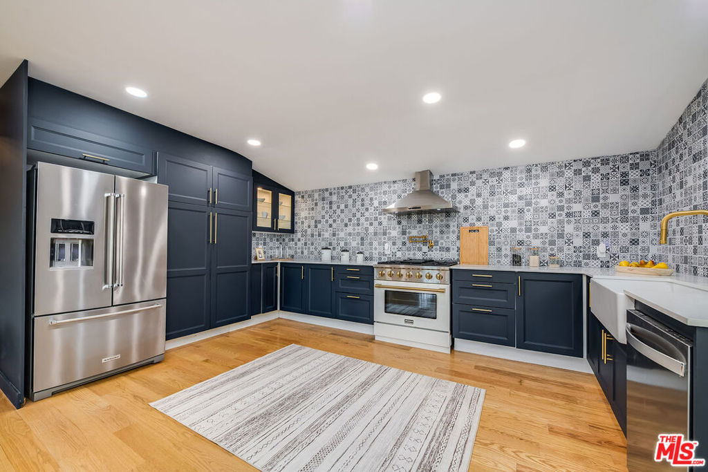 3323 N Knoll Drive - Photo 13