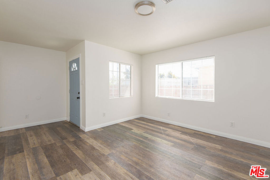 2134 S Cloverdale Avenue - Photo 2