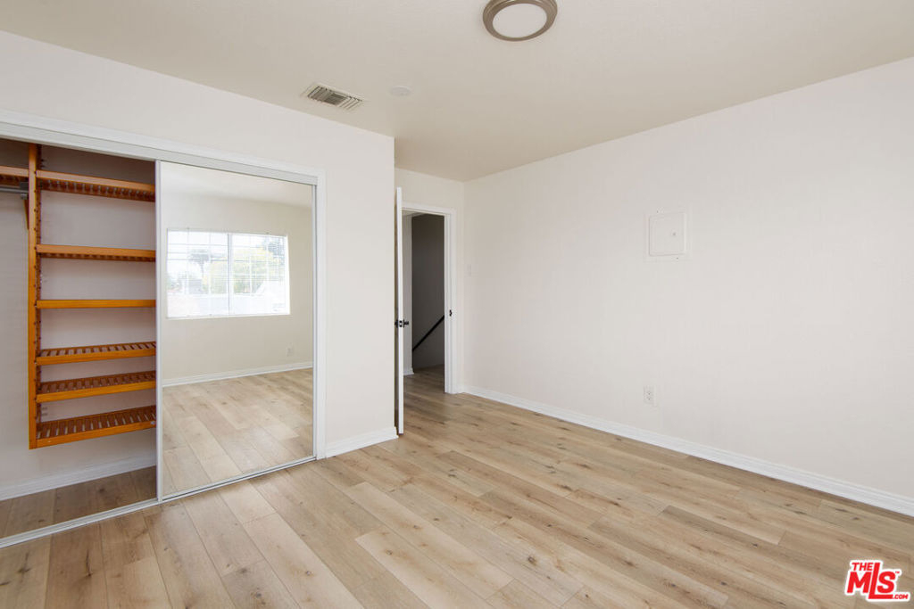 2134 S Cloverdale Avenue - Photo 19