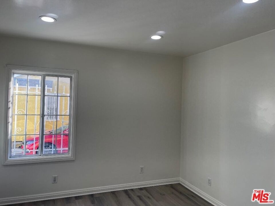 708 W Vernon Avenue - Photo 8