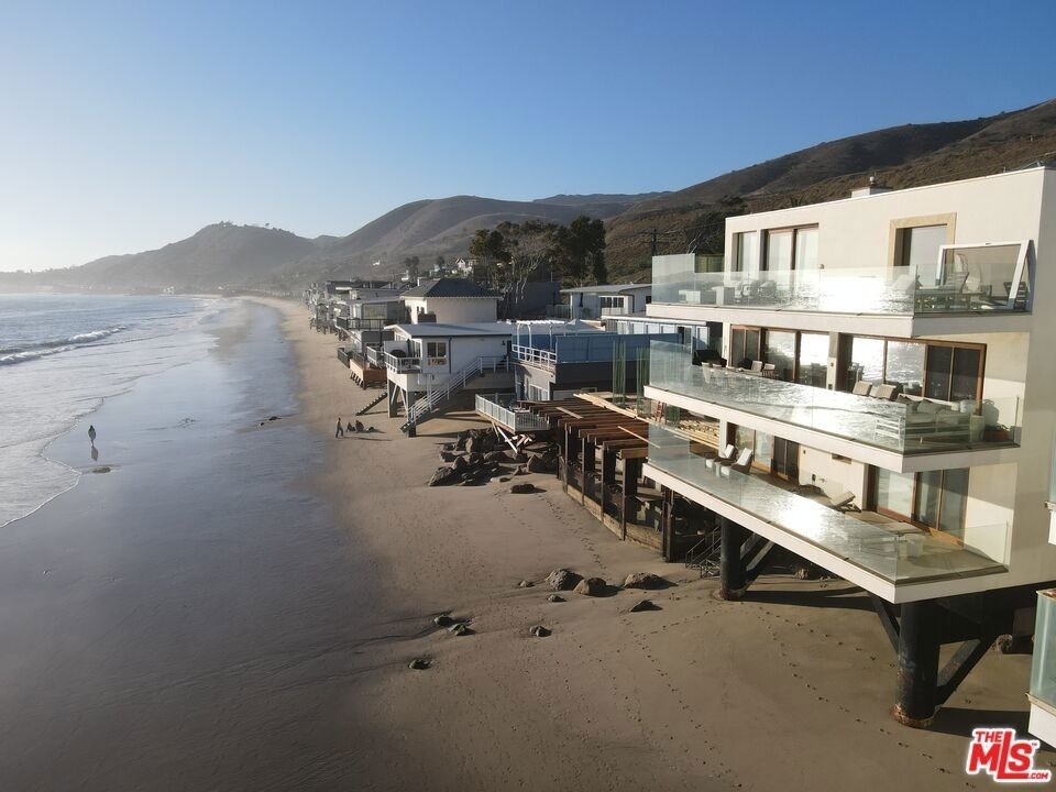 25302 Malibu Road - Photo 2