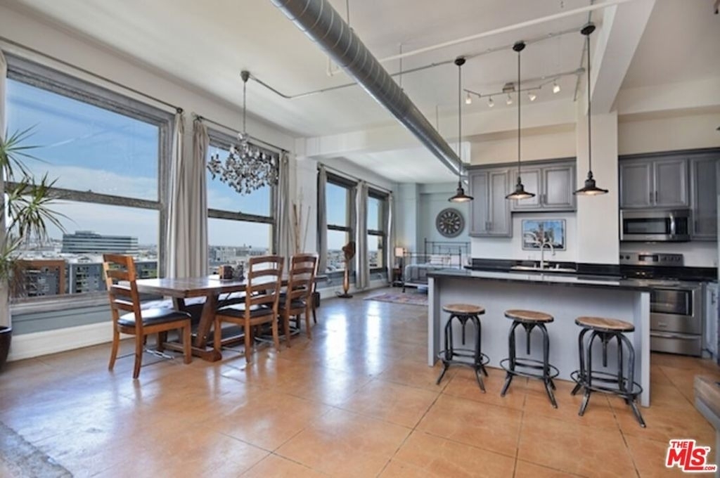 108 W 2nd Street - Photo 7
