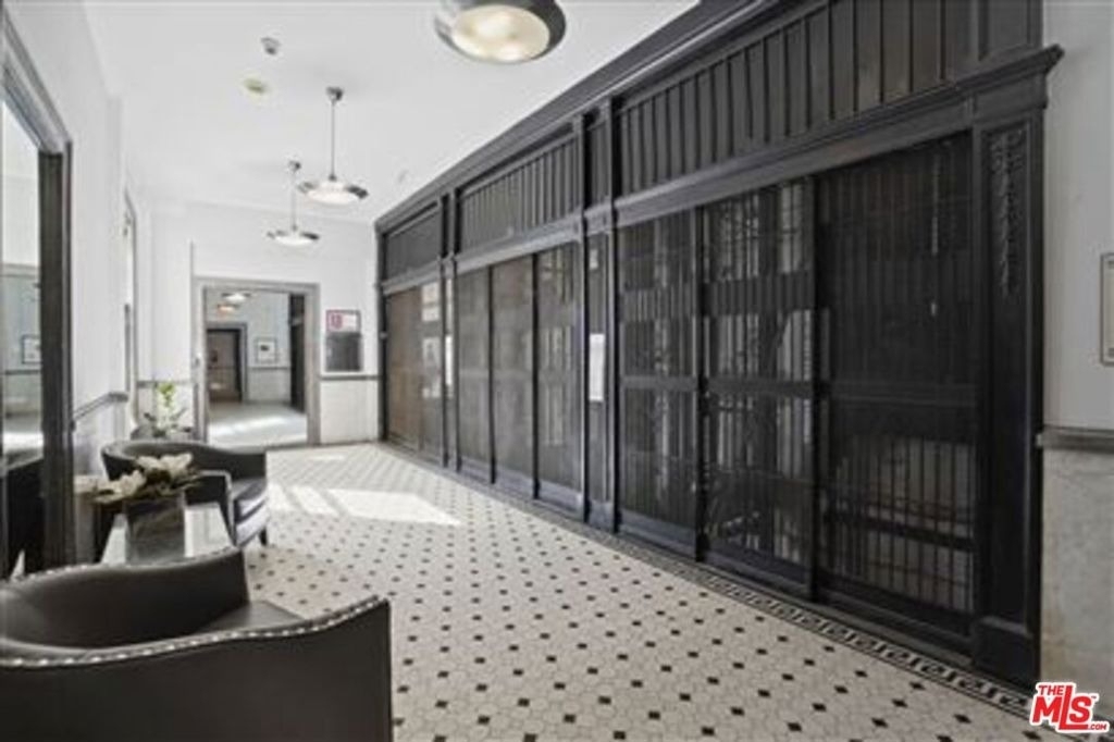 108 W 2nd Street - Photo 14