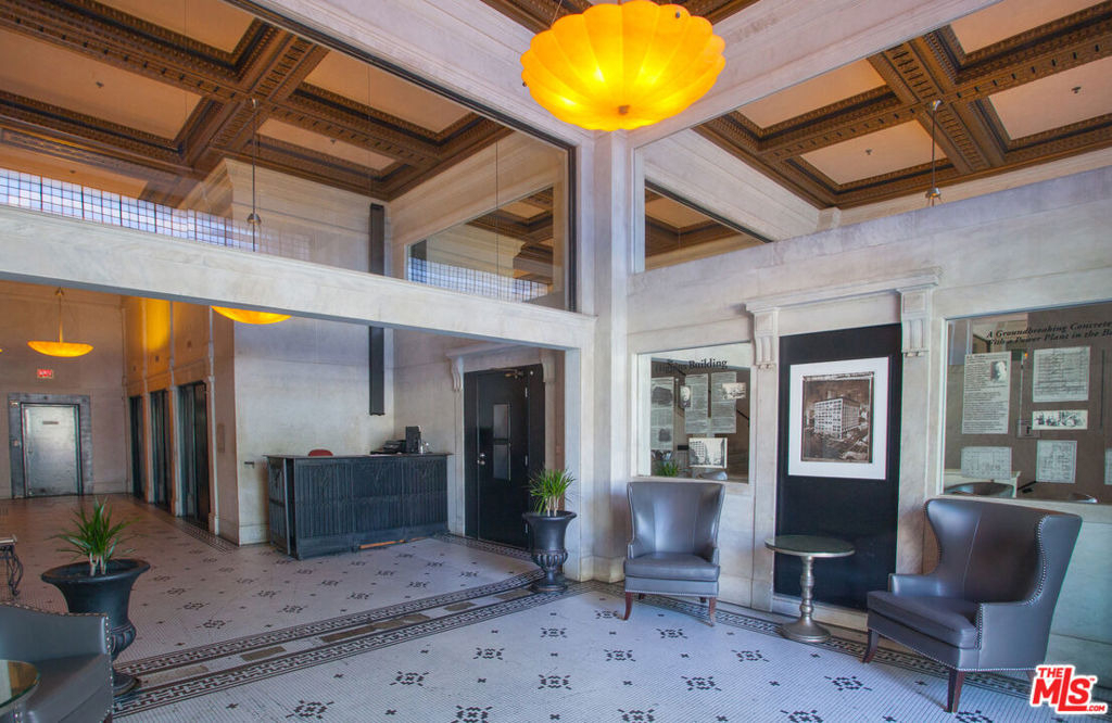 108 W 2nd Street - Photo 17