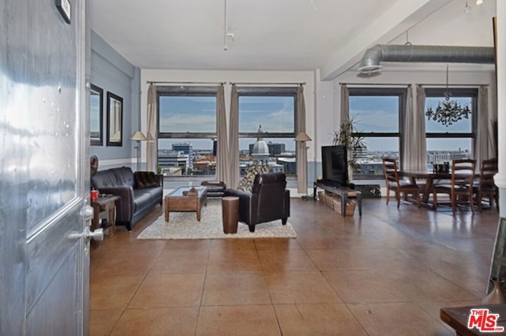 108 W 2nd Street - Photo 1