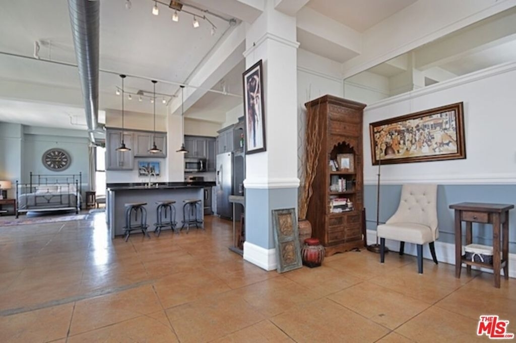 108 W 2nd Street - Photo 5