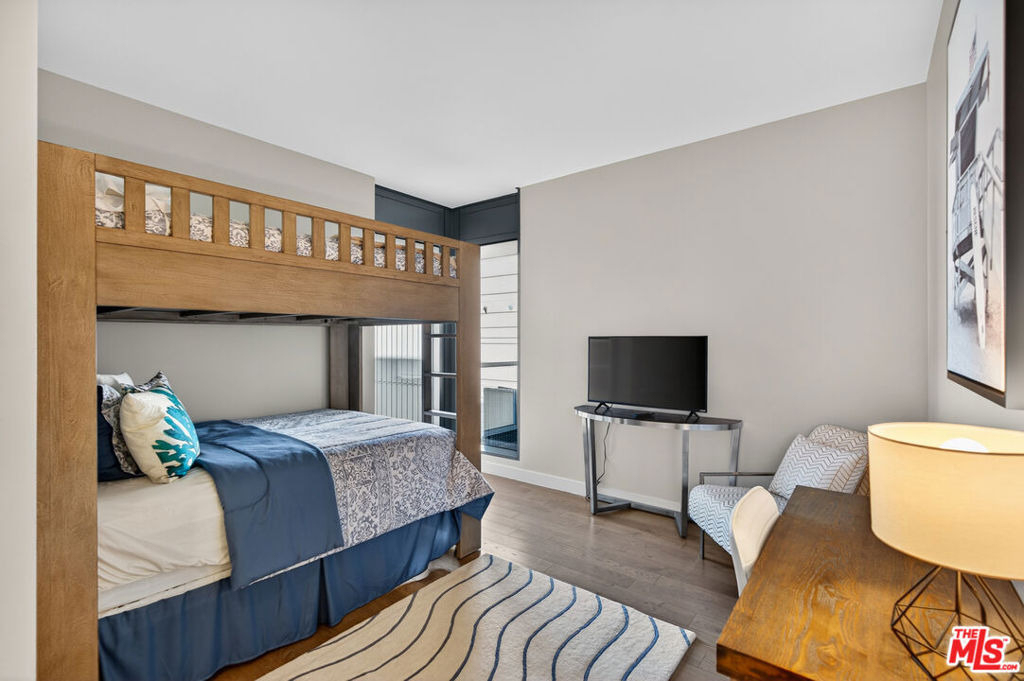 1755 Ocean Avenue - Photo 28